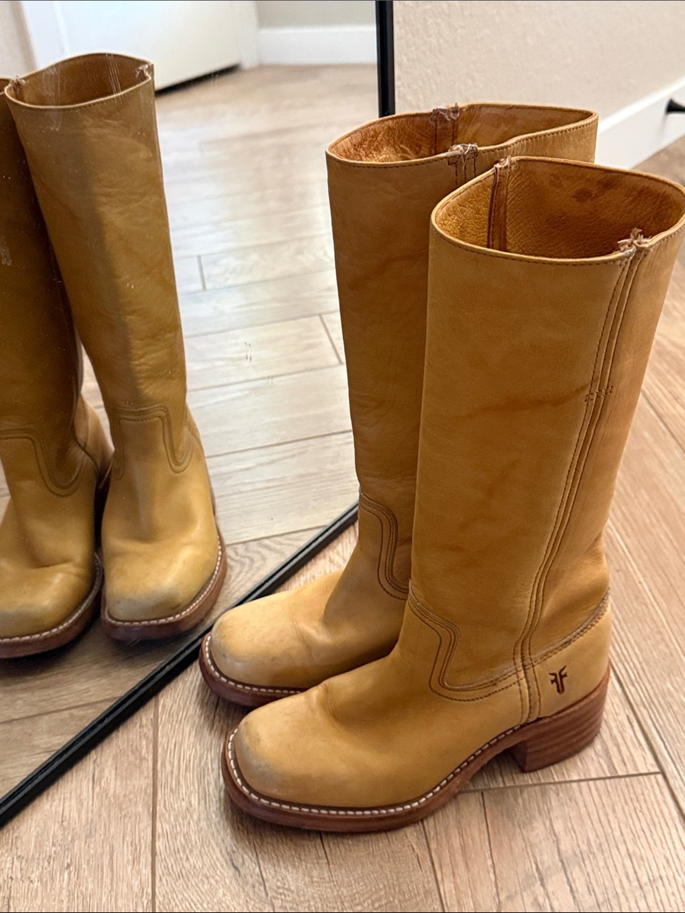 Frye Campus Banana Leather Western Boots 6